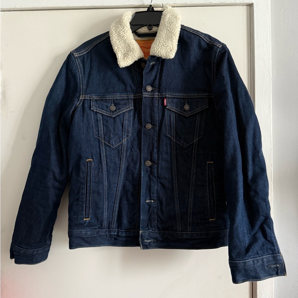 Levi's Men's Blue Denim Jacket with Sherpa Collar - S